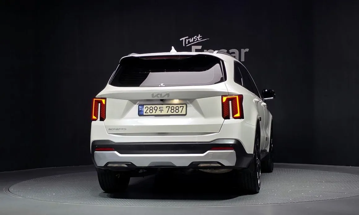Kia Sorento — фото 3