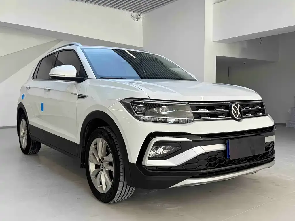 Volkswagen T-Cross — фото 9