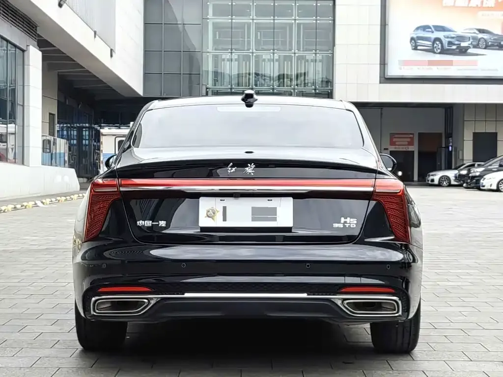 Hongqi H5 — фото 2