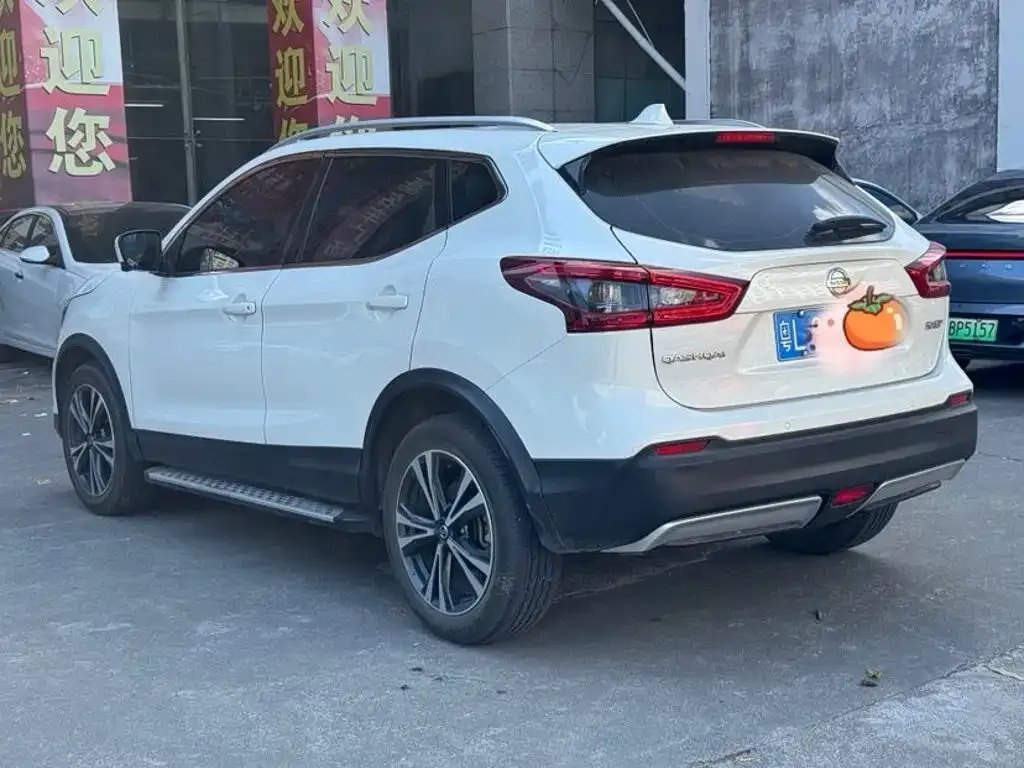 Nissan Qashqai — фото 4