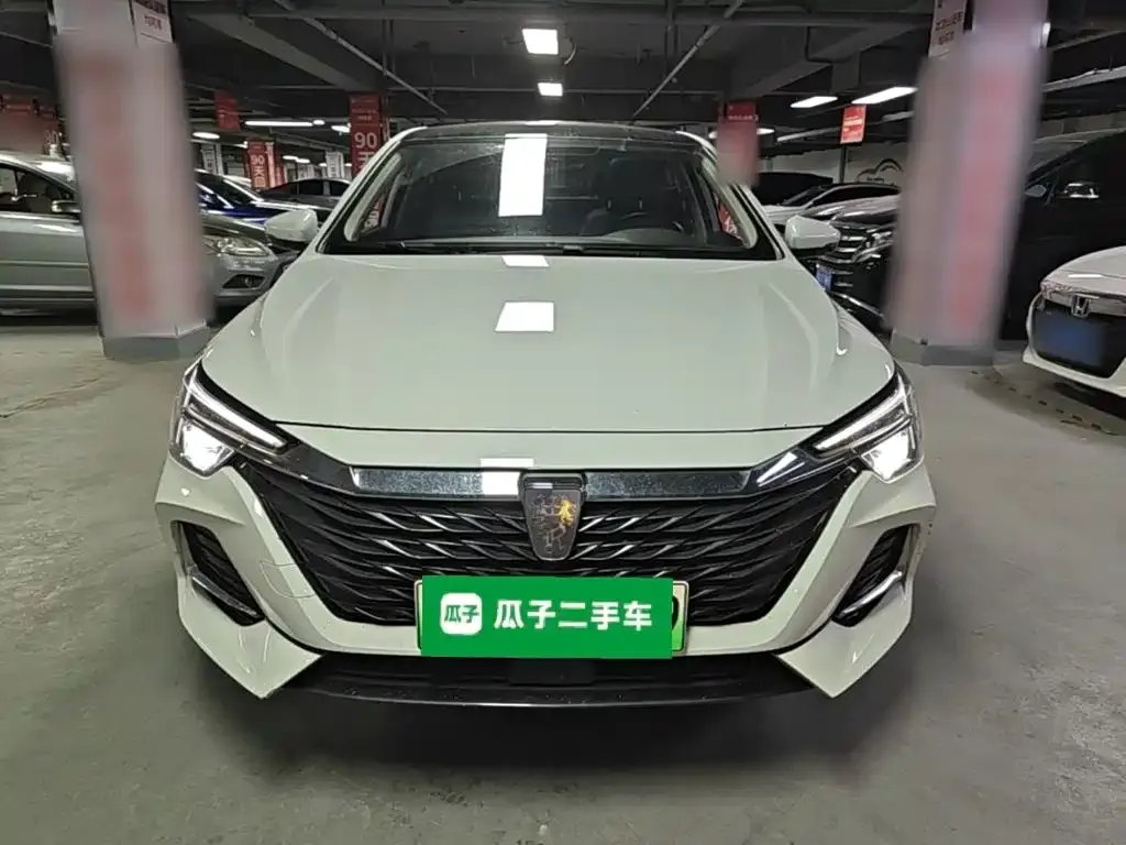 Roewe i6 MAX New Energy — фото 4