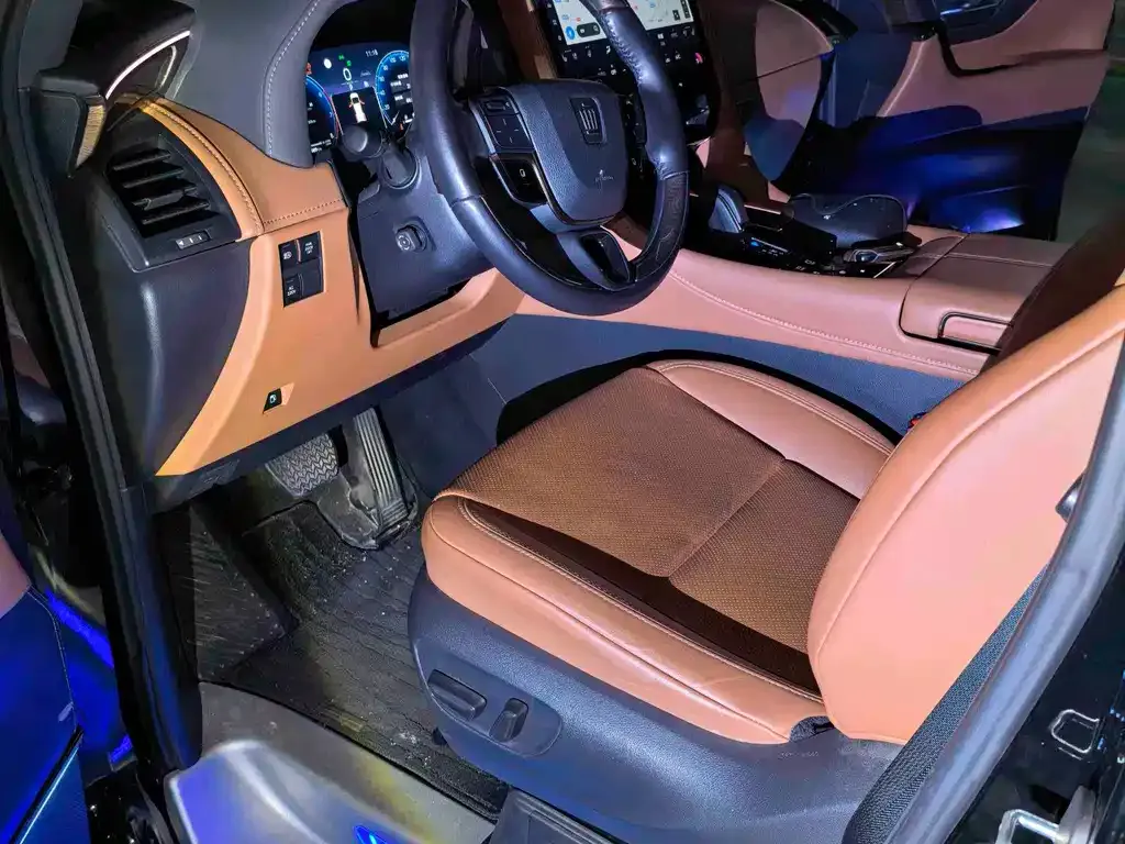Toyota Vellfire — фото 4