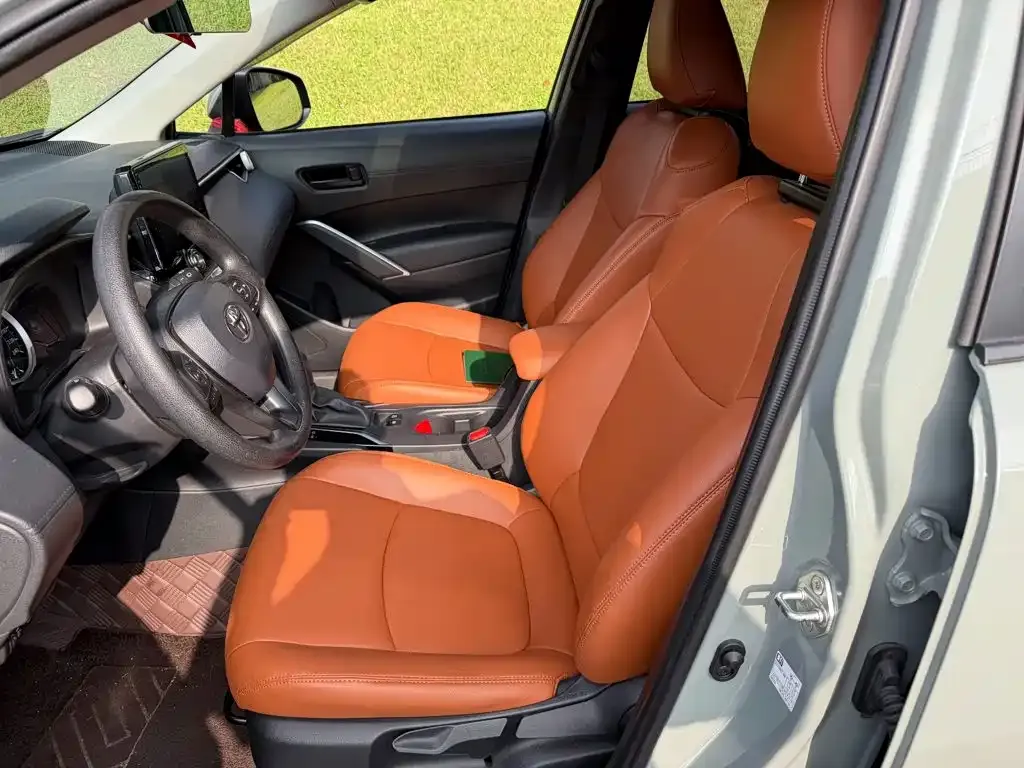 Toyota Corolla Cross — фото 3