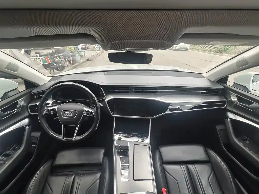 Audi A7 — фото 10