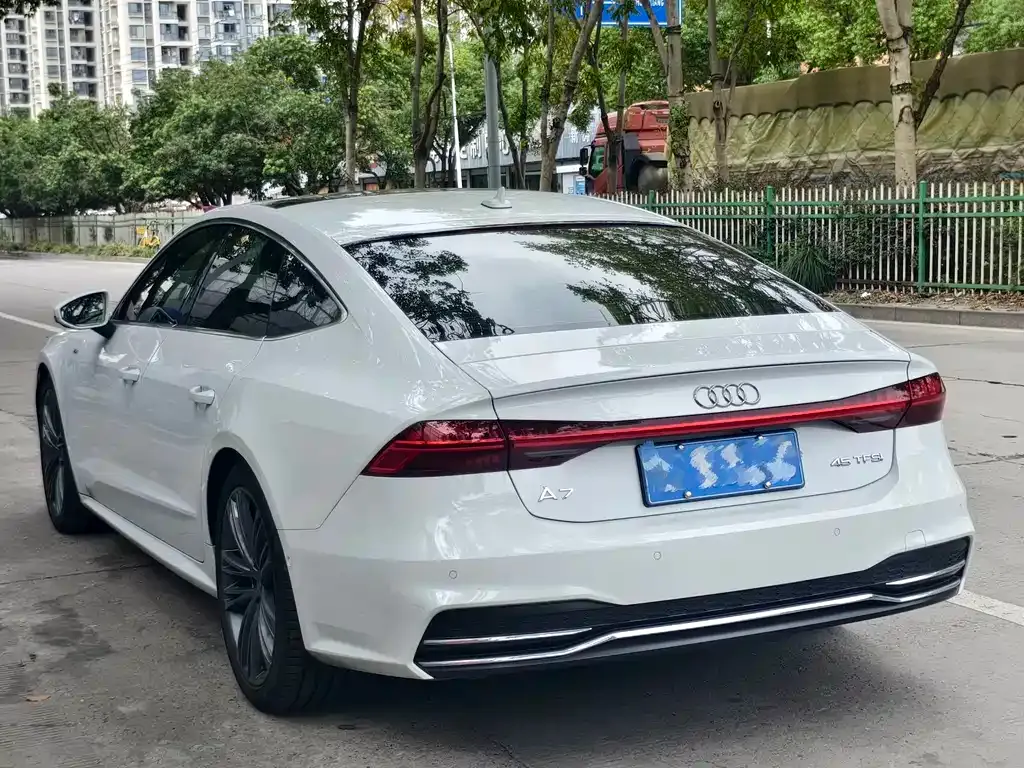 Audi A7 — фото 4