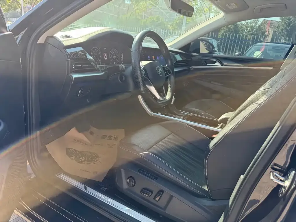 Volkswagen Passat — фото 2