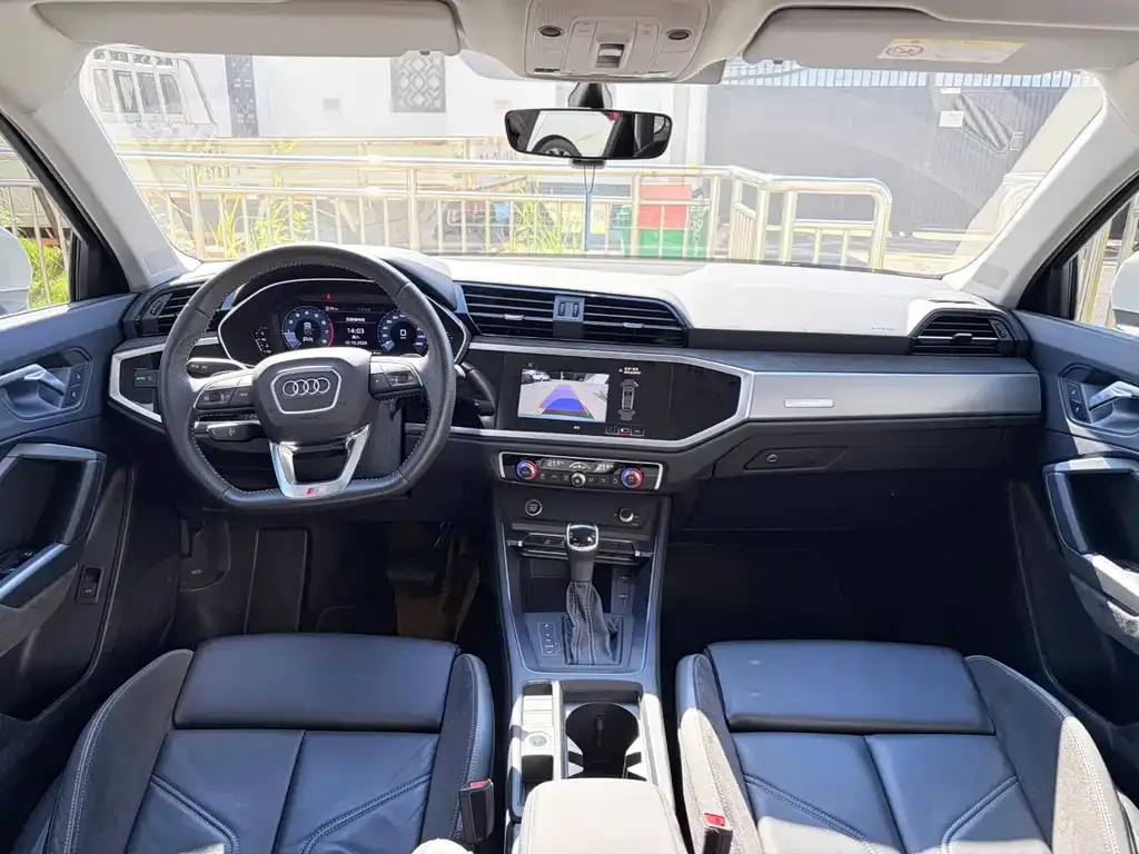 Audi Q3 Sportback — фото 2