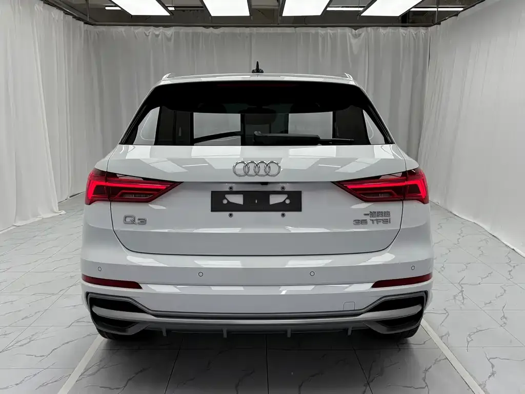 Audi Q3 — фото 2