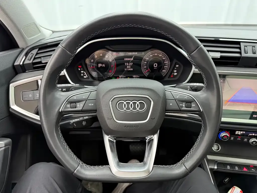 Audi Q3 — фото 6