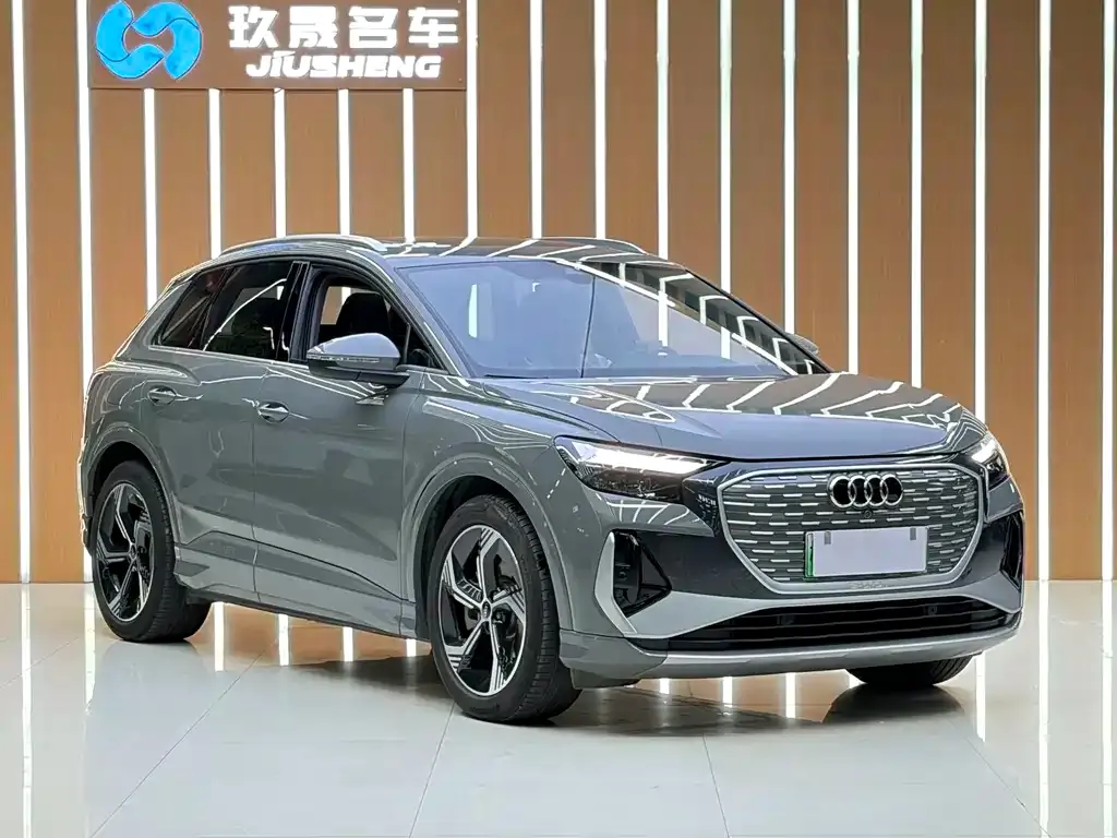 Audi Q4 e-tron — фото 8