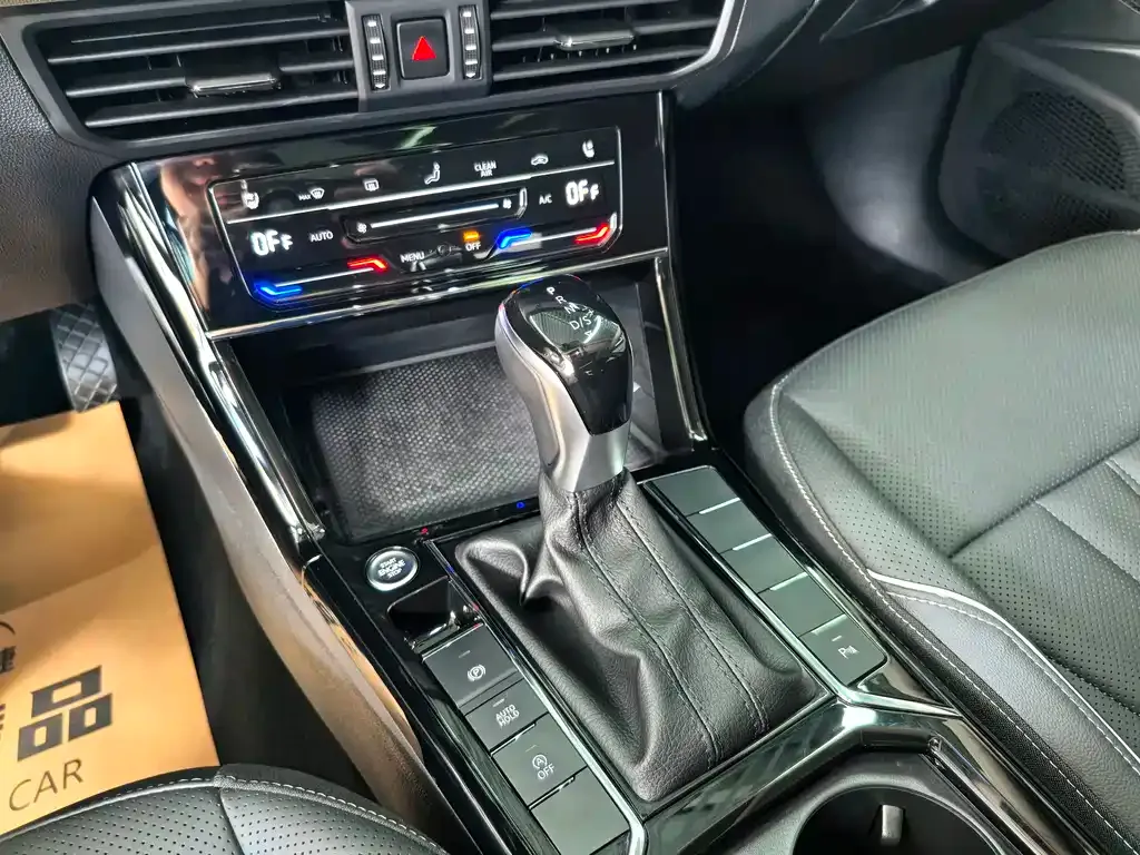 Volkswagen Passat — фото 9