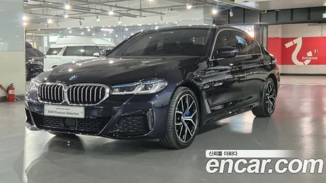 BMW 5-Series — фото 1