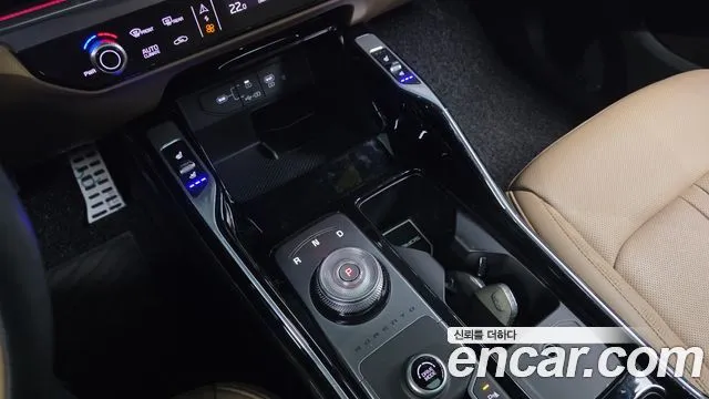 Kia Sorento — фото 10