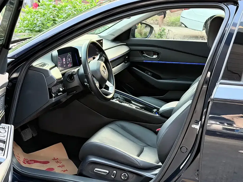 Honda Accord New Energy — фото 9