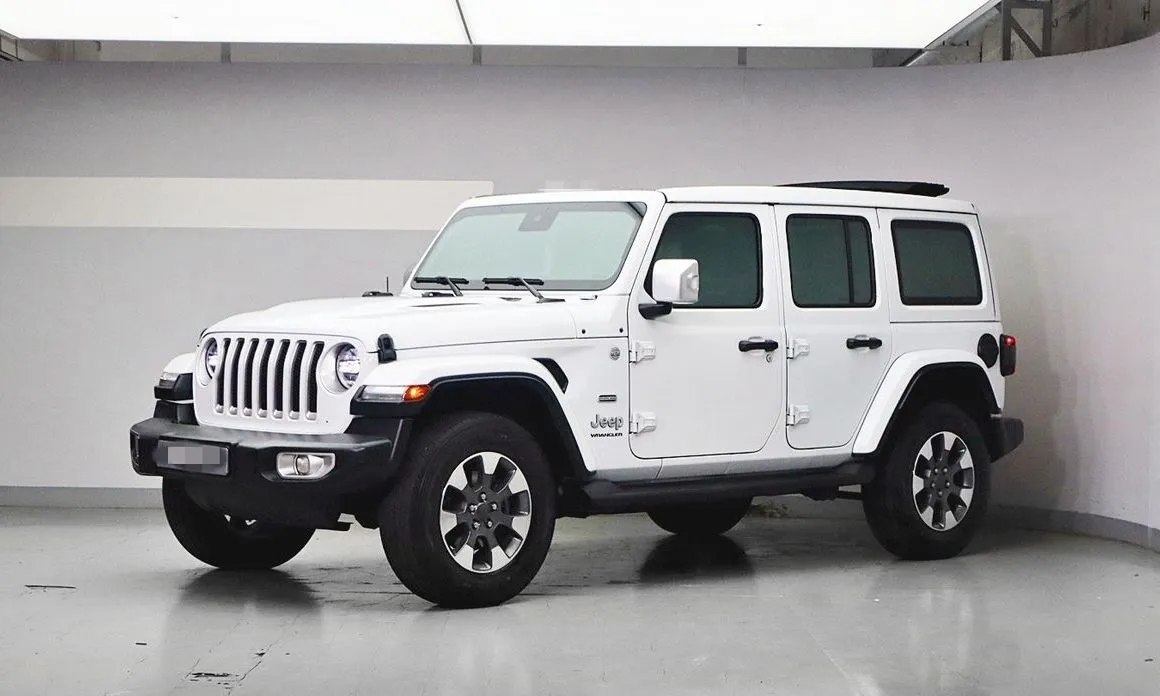Jeep Wrangler — фото 1