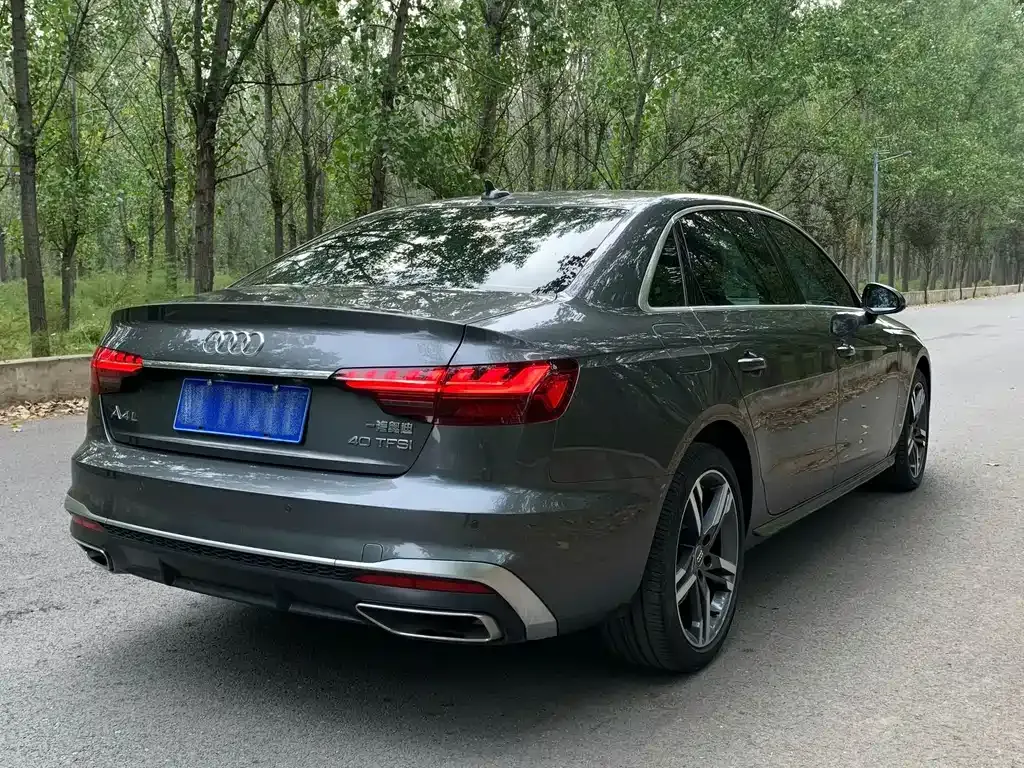 Audi A4L — фото 6