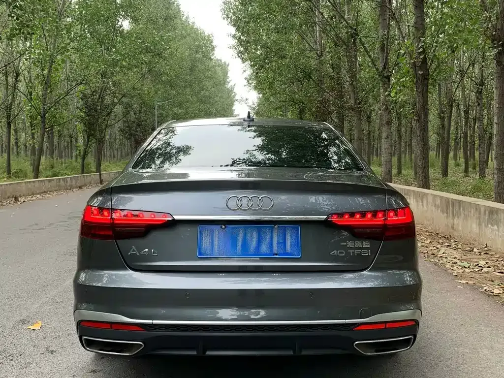 Audi A4L — фото 5
