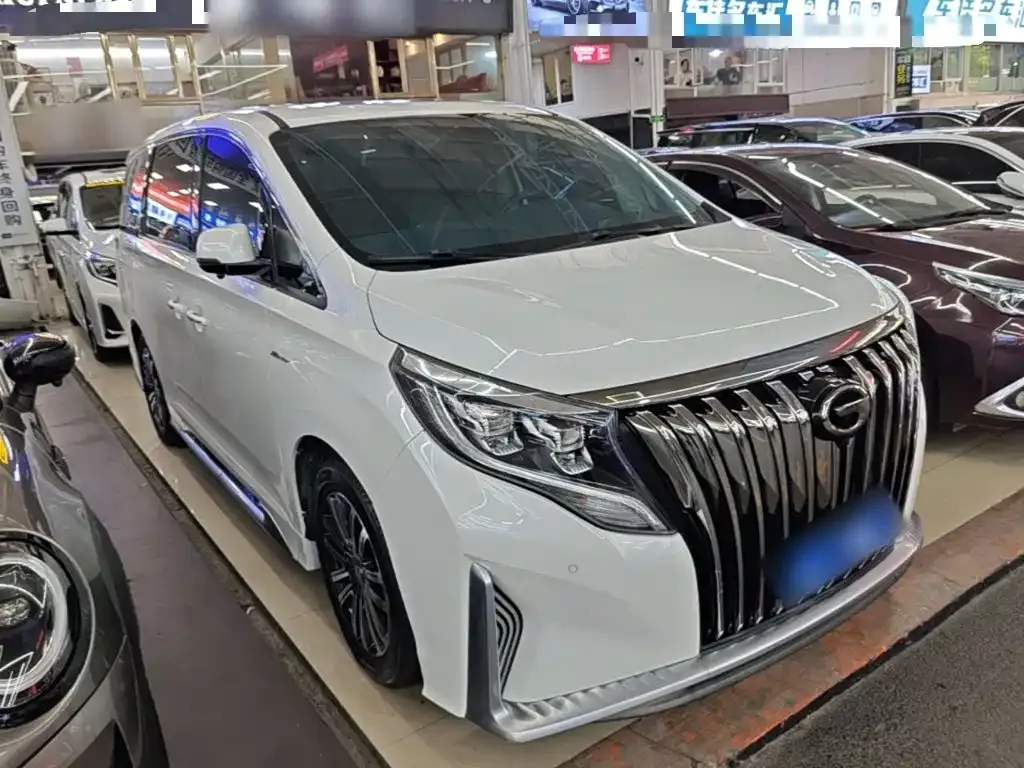 GAC Motor Trumpchi M8 — фото 2