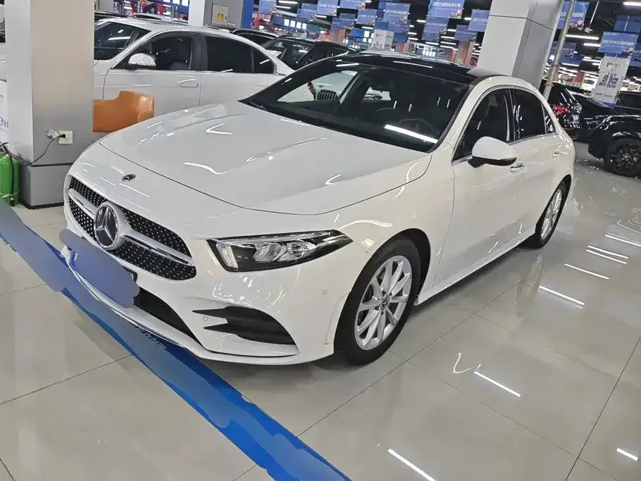 Mercedes-Benz A-Class — фото 1