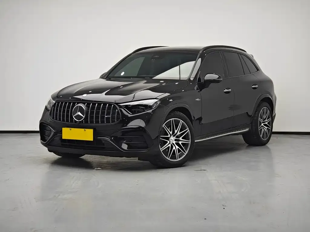 Mercedes-Benz GLC AMG — фото 1