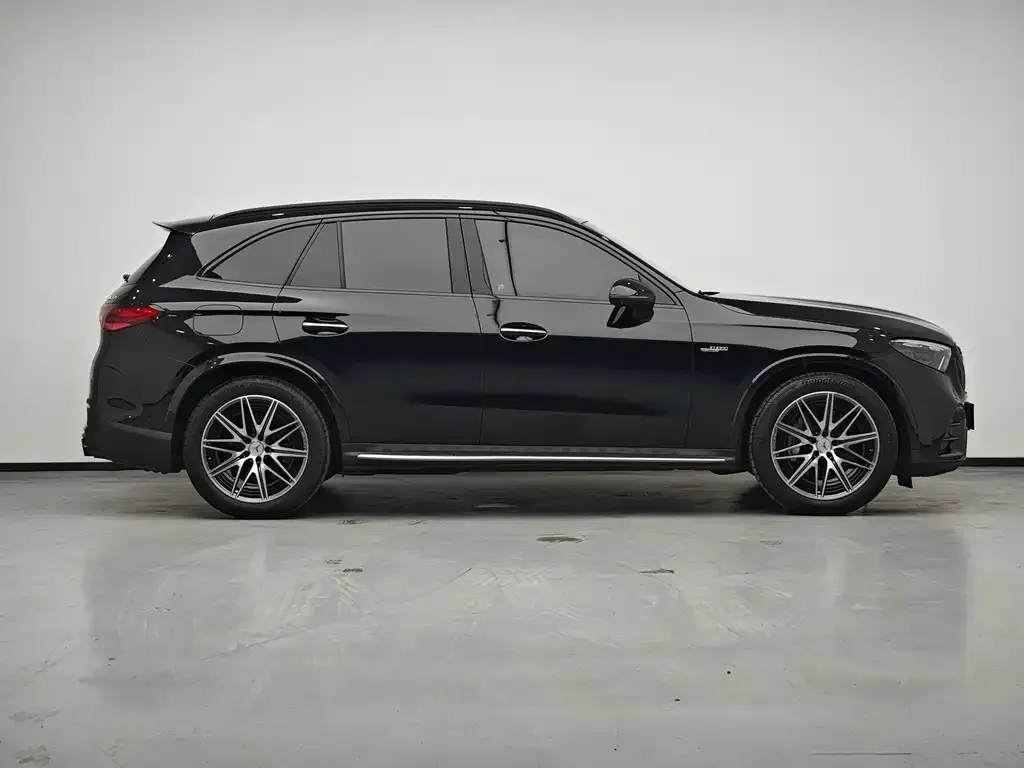 Mercedes-Benz GLC AMG — фото 5