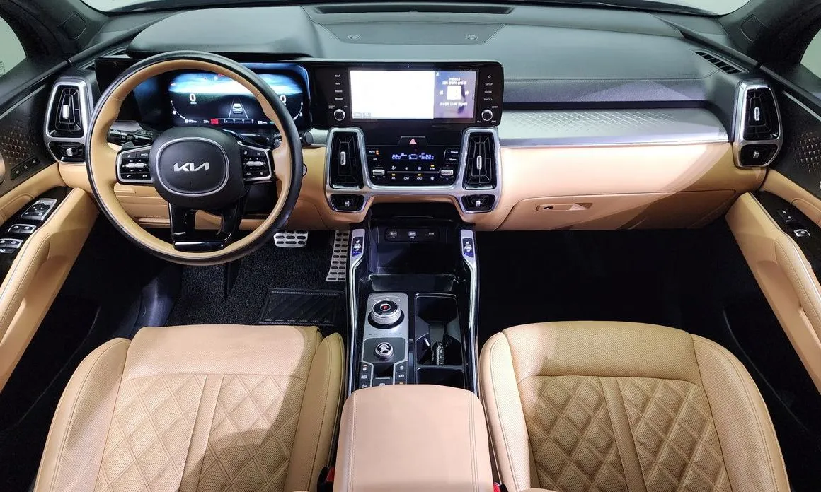 Kia Sorento — фото 7