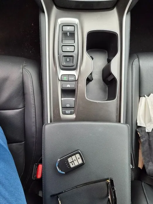 Honda Accord — фото 2