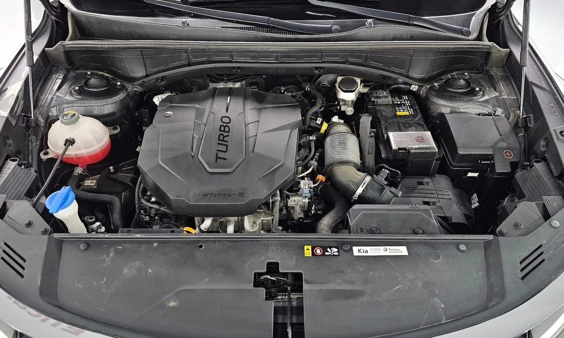 Kia Sorento — фото 9