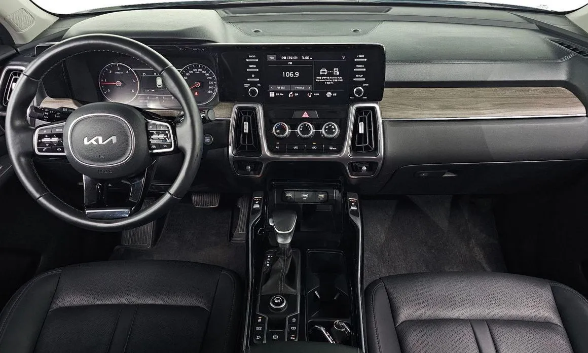 Kia Sorento — фото 4