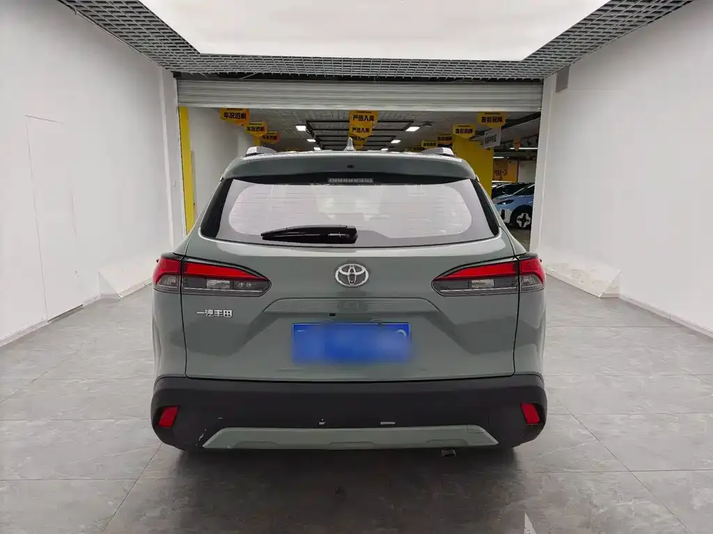 Toyota Corolla Cross — фото 10