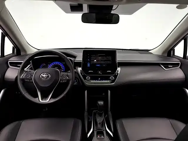 Toyota Corolla Cross — фото 3