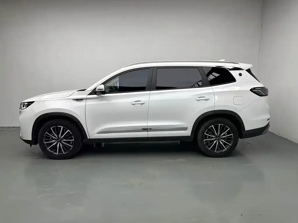 Chery Tiggo 8 PLUS — фото 7