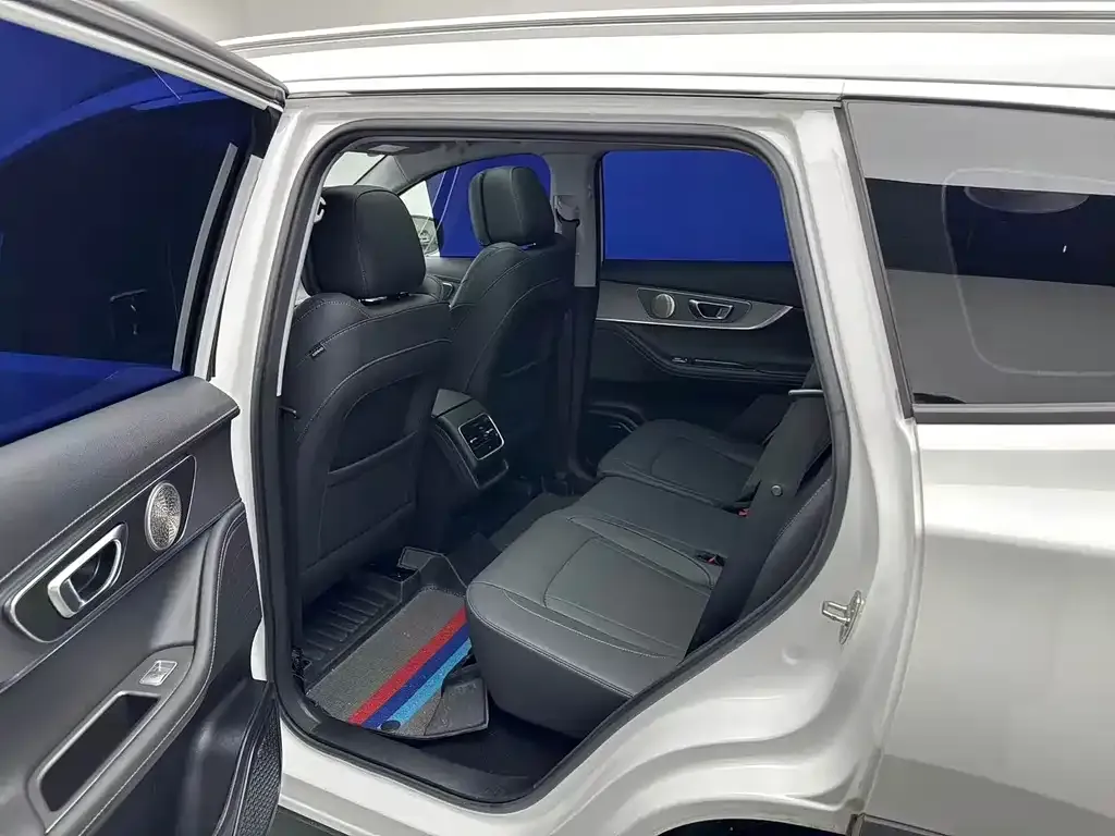 Chery Tiggo 8 PLUS — фото 8