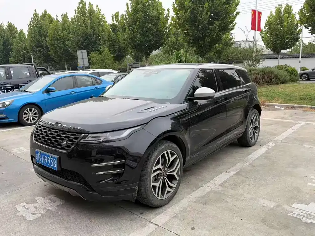 Land Rover Evoque — фото 1