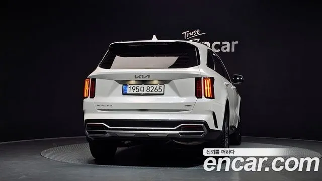 Kia Sorento — фото 4