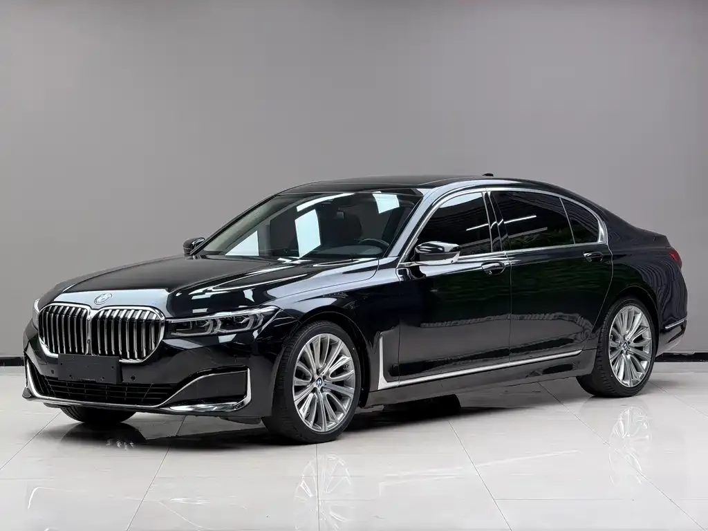 BMW 7 Series — фото 1