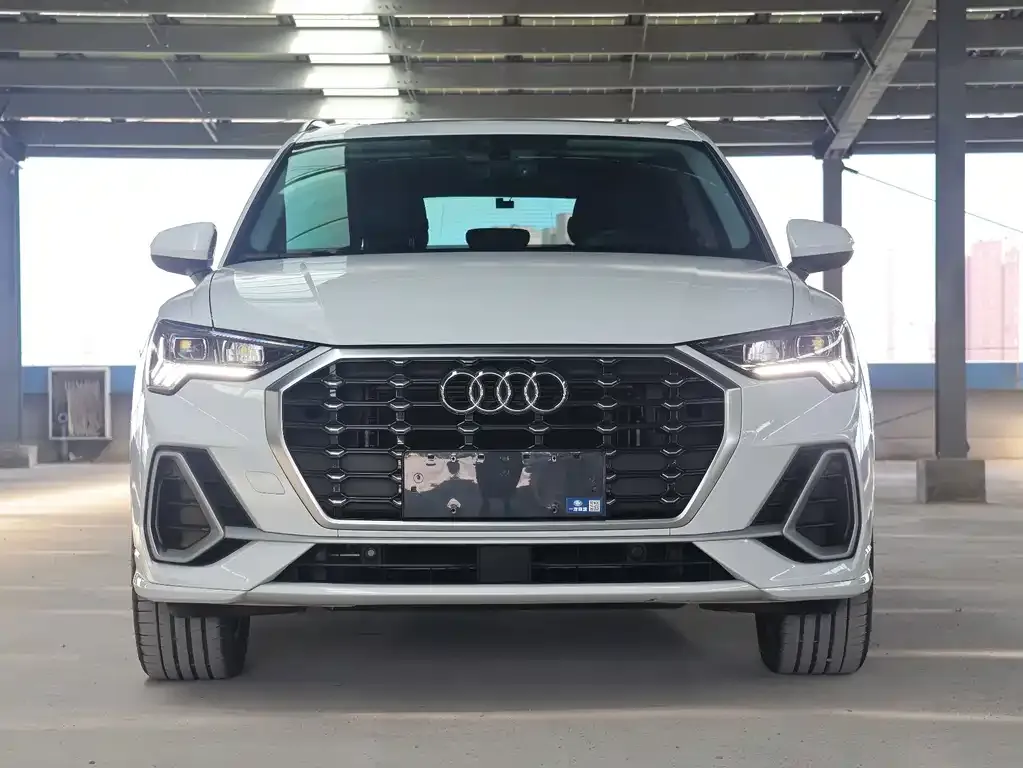 Audi Q3 — фото 6