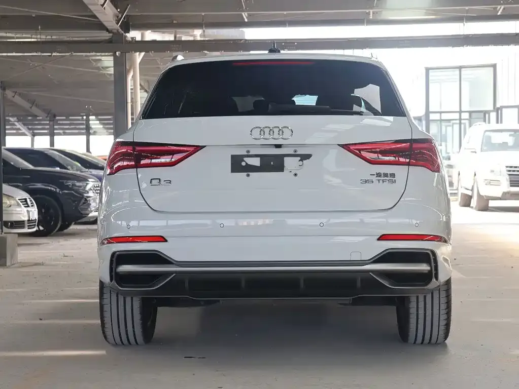 Audi Q3 — фото 3