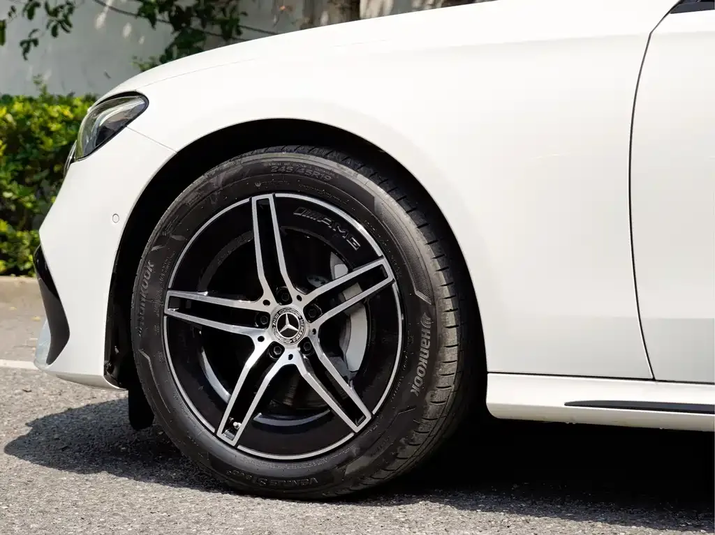 Mercedes-Benz E-Class (Import) — фото 9