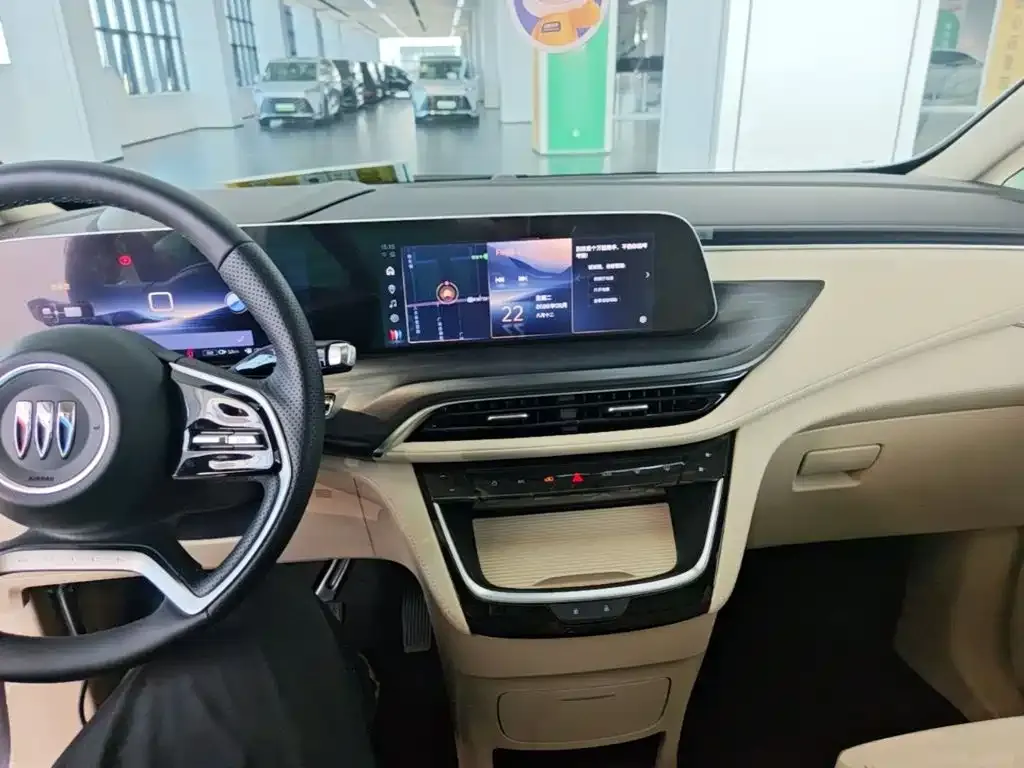 Buick GL8 Hybrid — фото 8