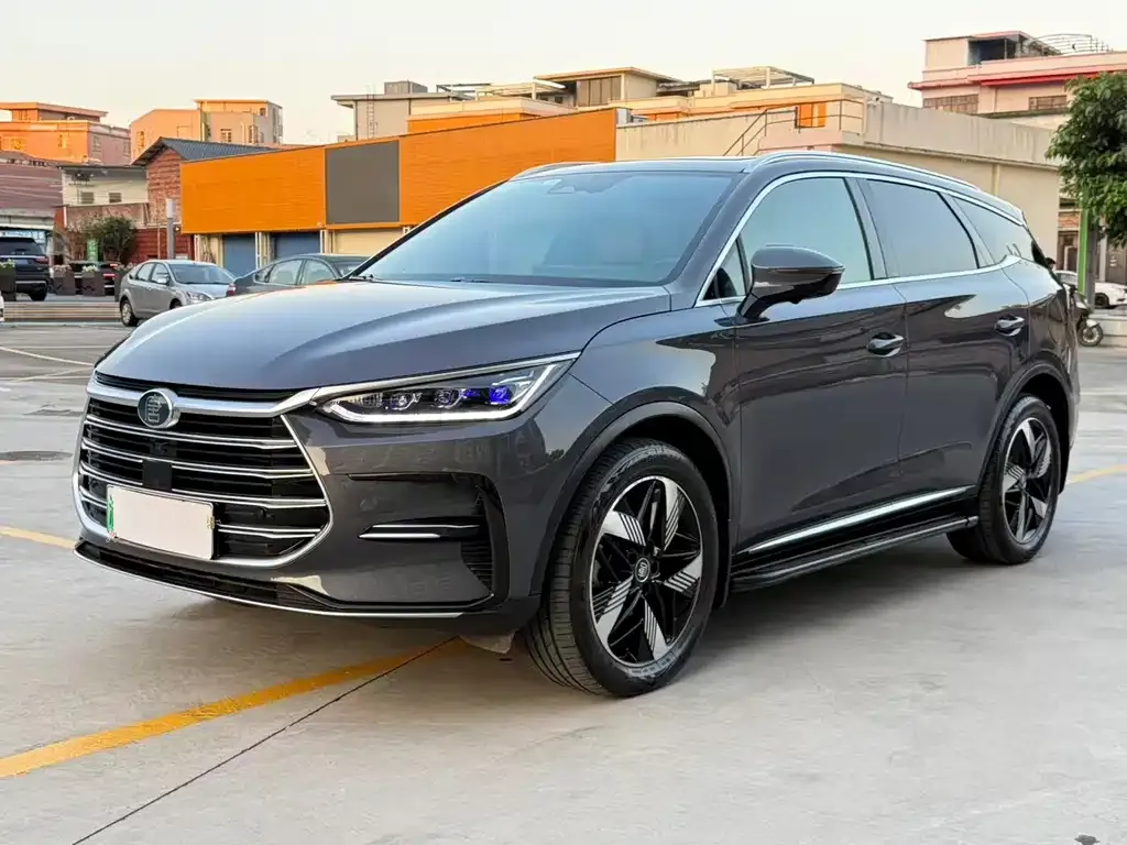BYD Tang New Energy — фото 1