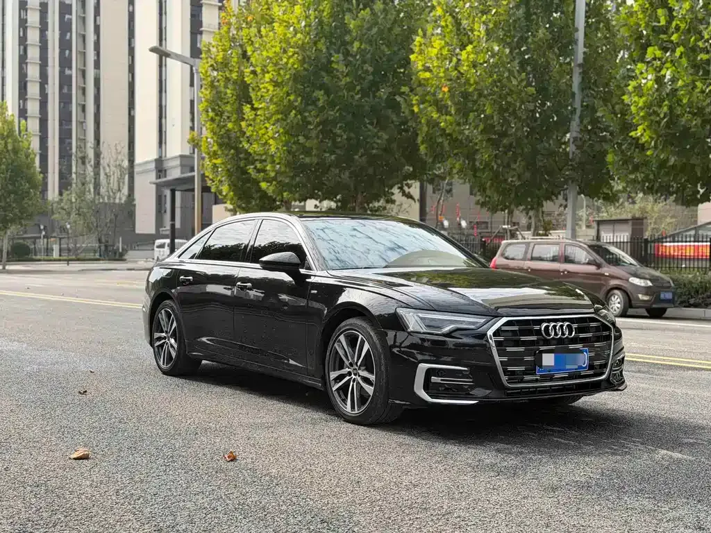 Audi A6L — фото 7
