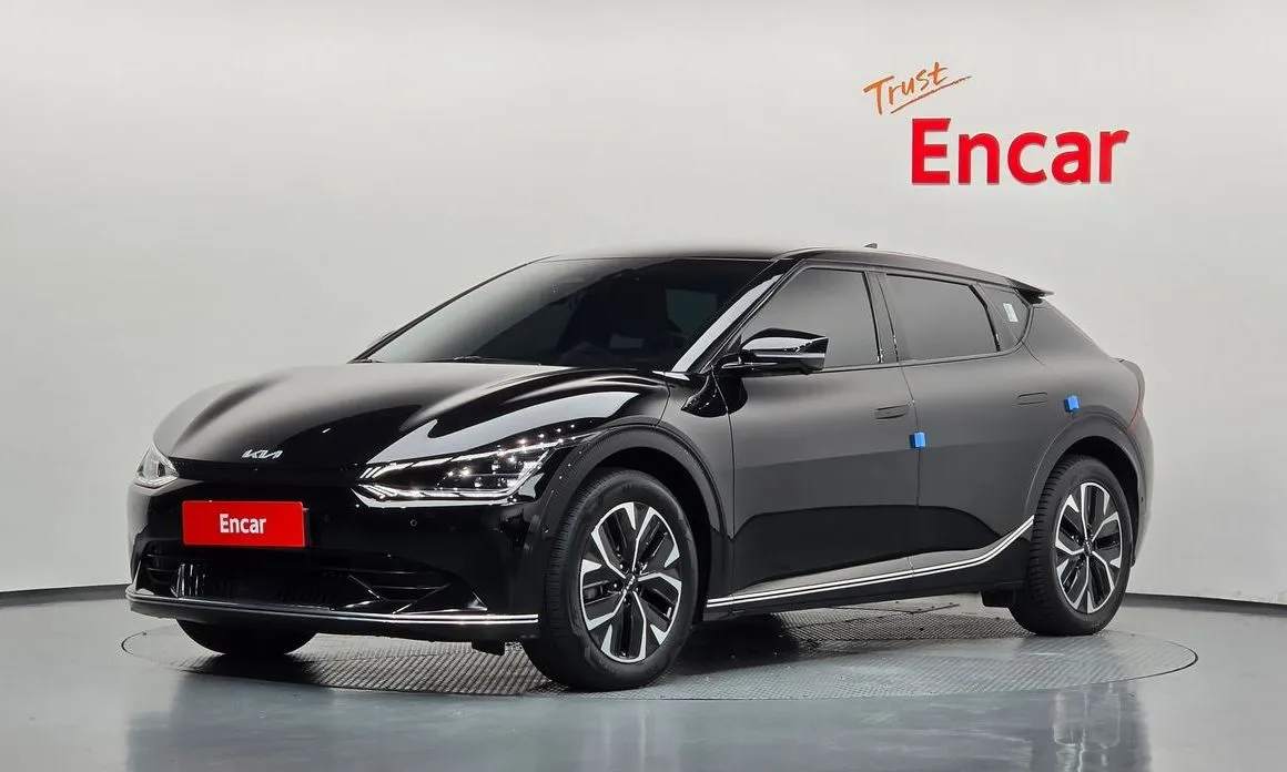 Kia EV6 — фото 1
