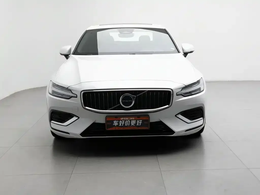 Volvo S60 — фото 3