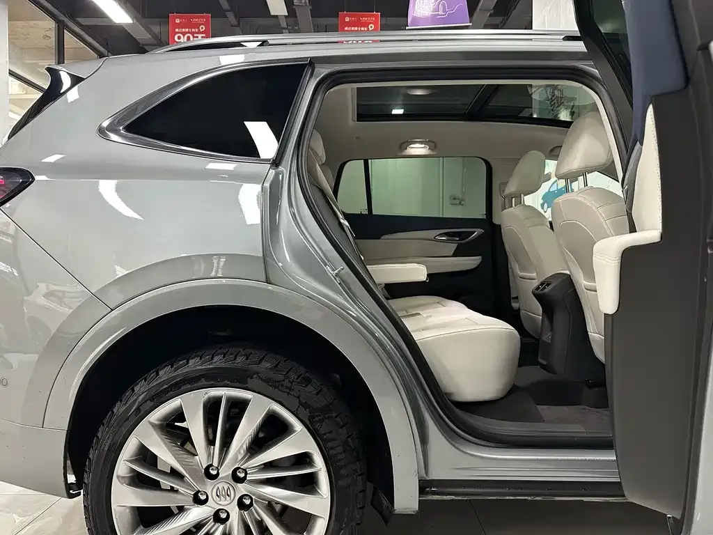 Buick Envision Plus — фото 7