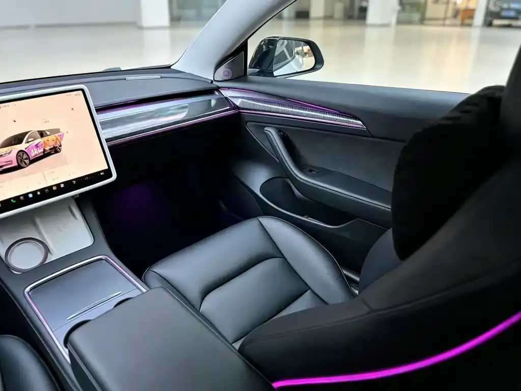 Tesla Model 3 — фото 2