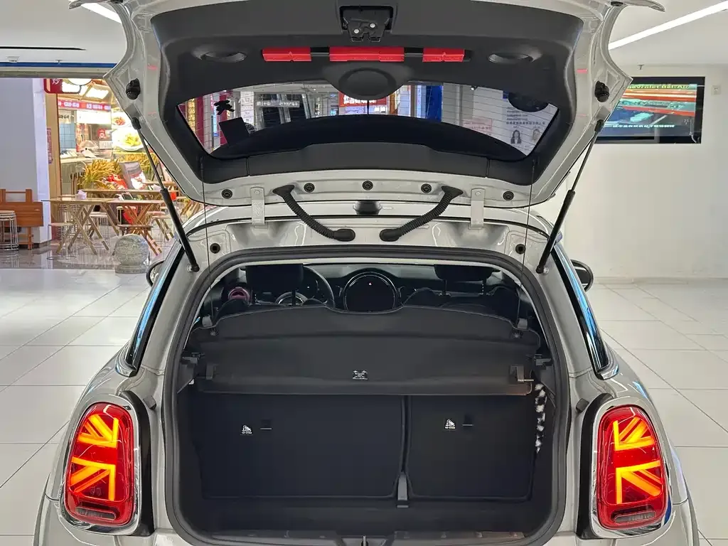 MINI Cooper (3-door) — фото 10