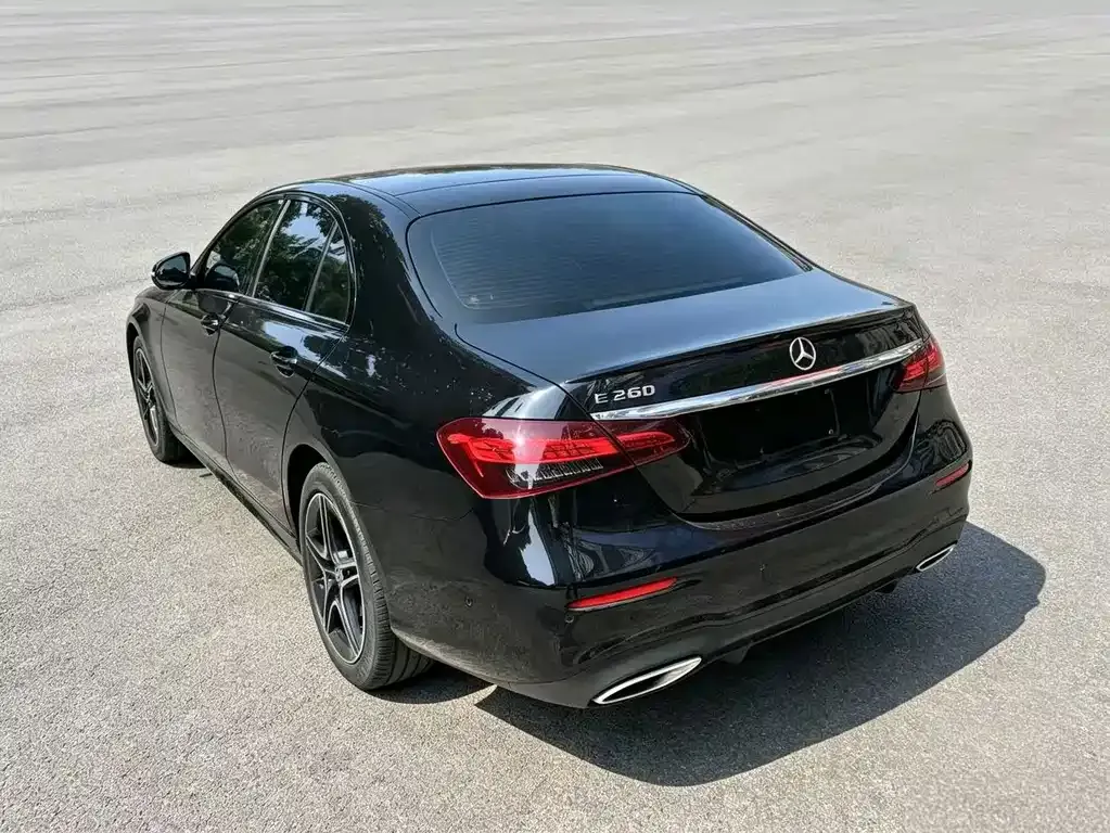 Mercedes-Benz E-Class (Import) — фото 3
