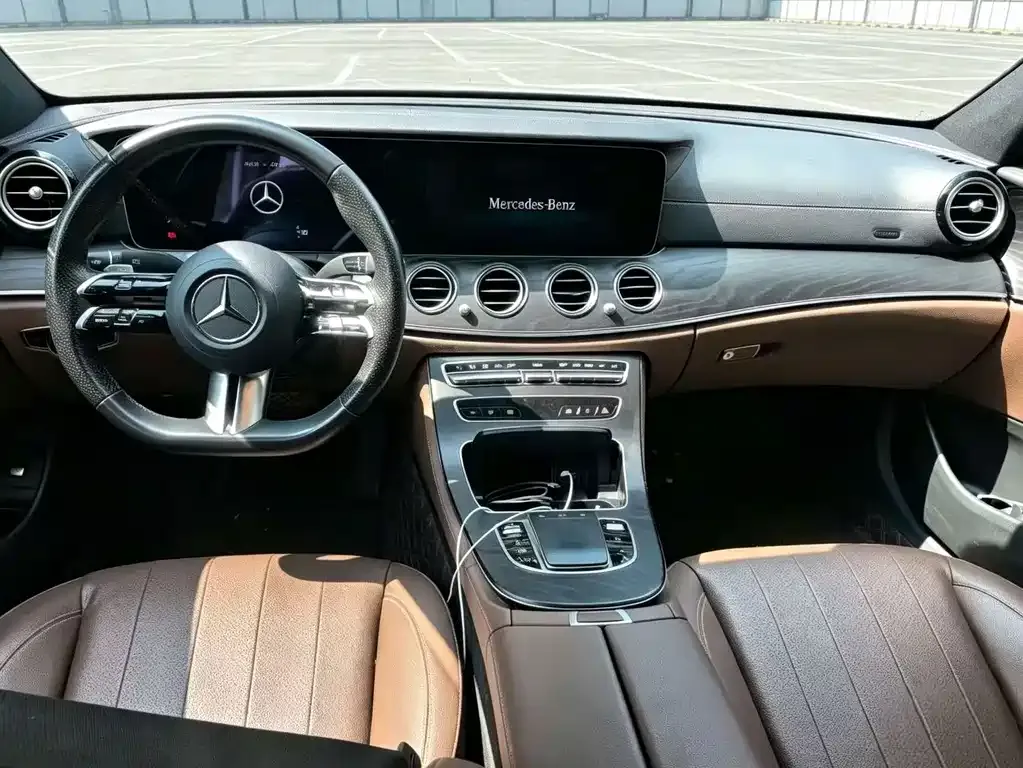 Mercedes-Benz E-Class (Import) — фото 5