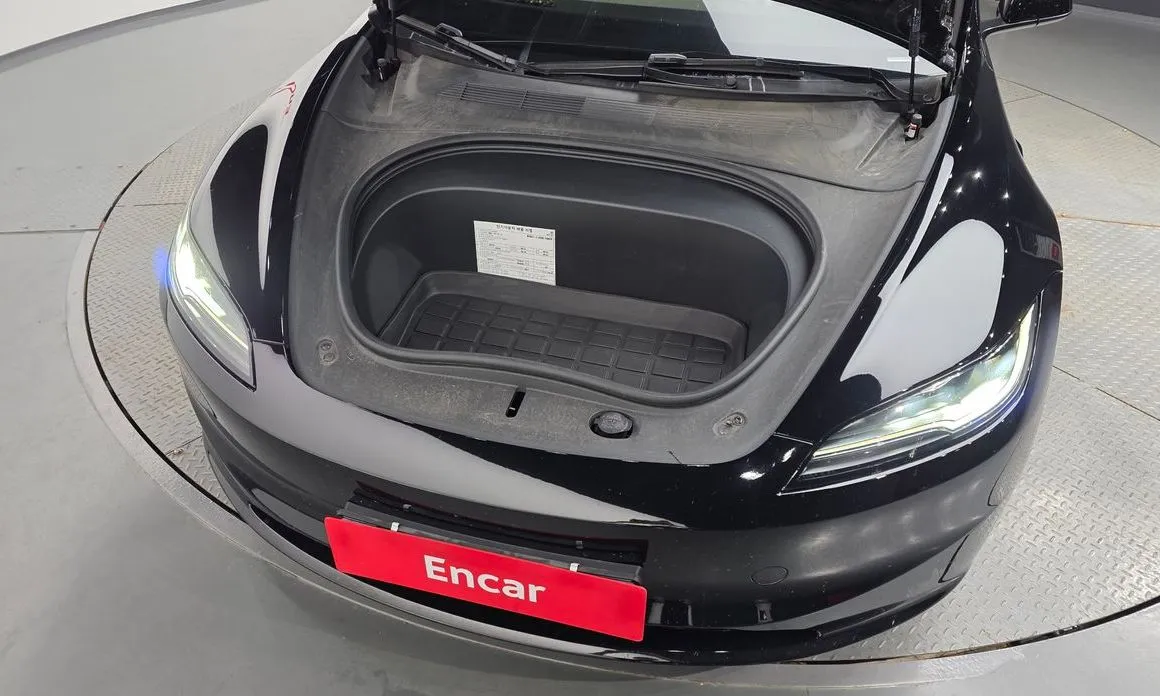 Tesla Model 3 — фото 5